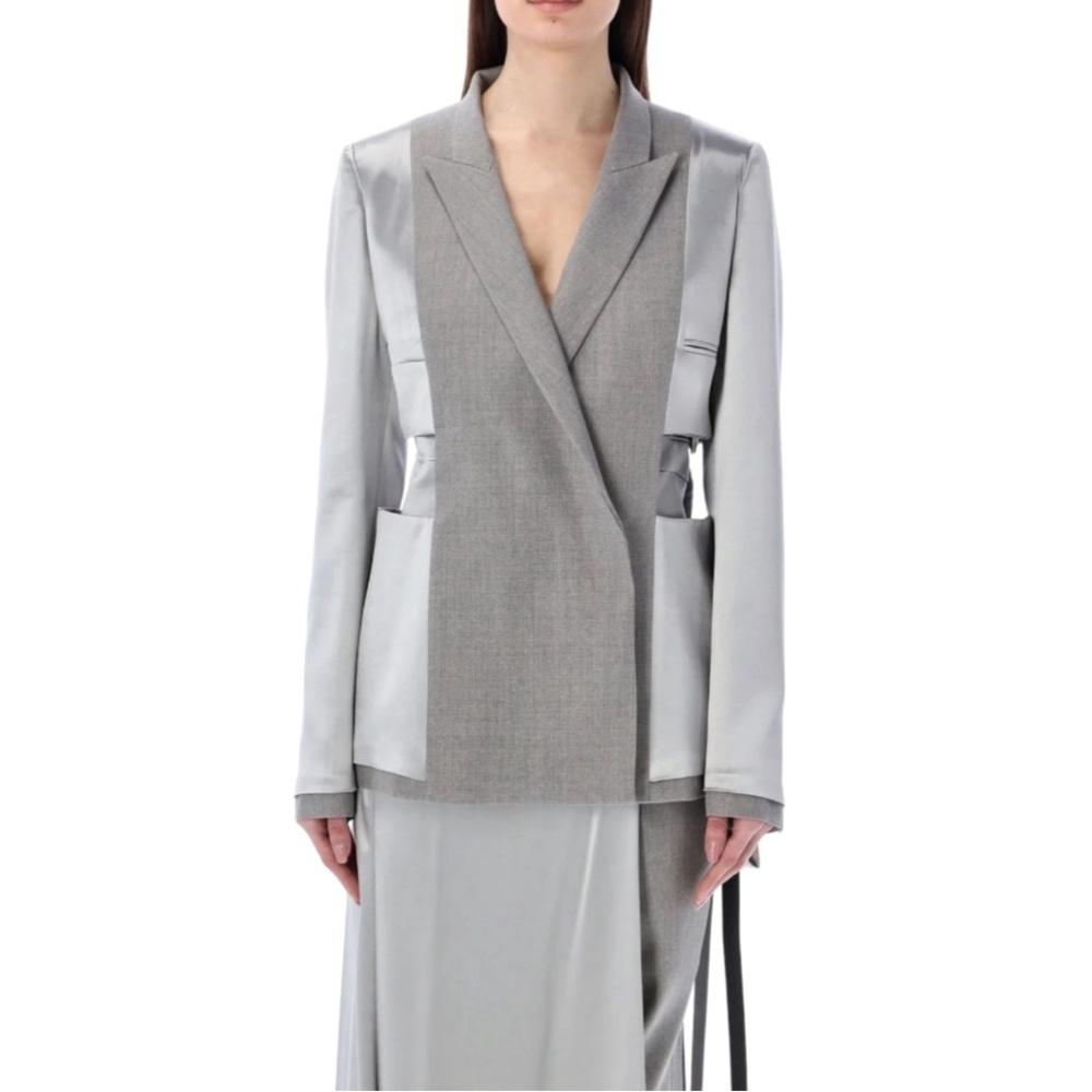 Fendi
Fendi Single-Breasted Knot-Detailed Blazer